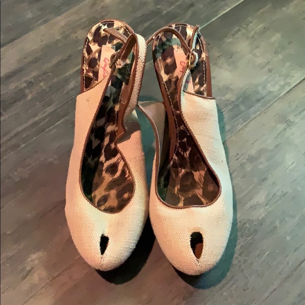 Really cute shoes worn one time